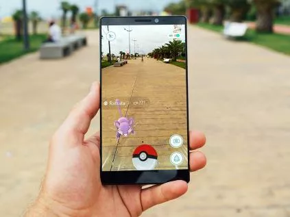 Realidade Aumentada em Jogos: Como Essa Tecnologia Está Transformando a Diversão Digital
