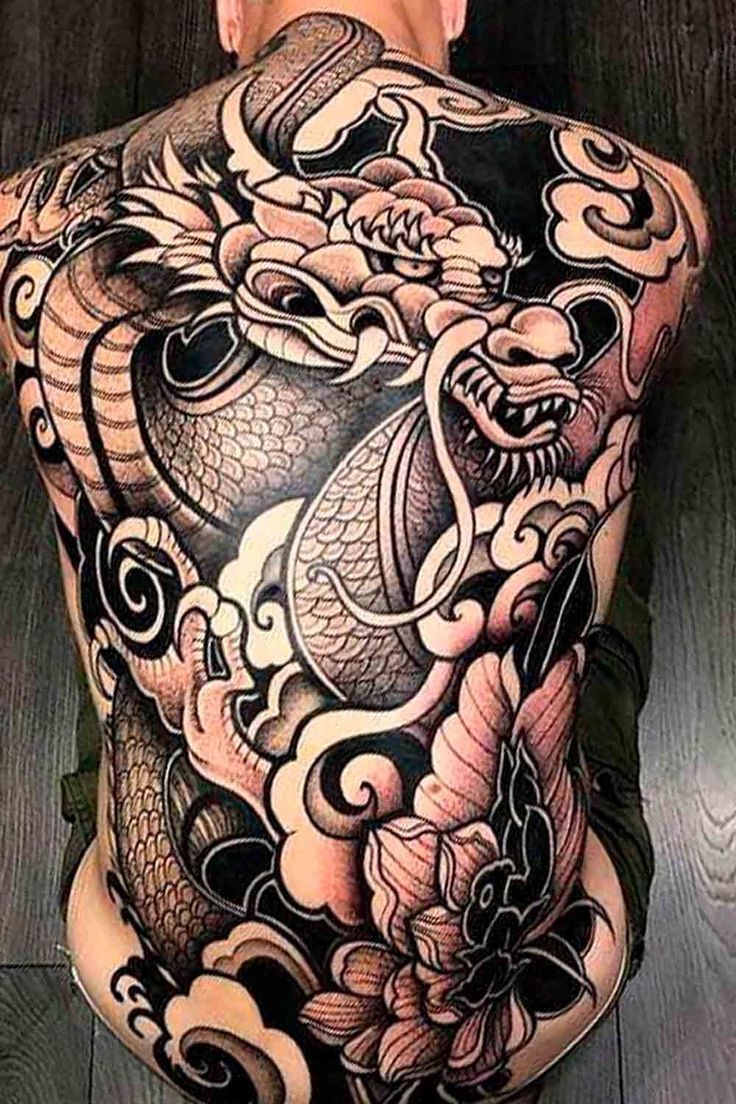 tatuagem nas costas masculinos