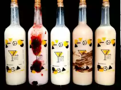 Drink Delivery: 5 lugares no RJ que entregam coquetéis prontos em casa