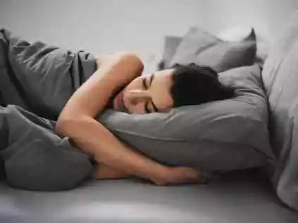 Oração para dormir bem: confira 10 para fazer