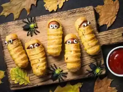 Halloween comida: aprenda a fazer múmias de salsichas
