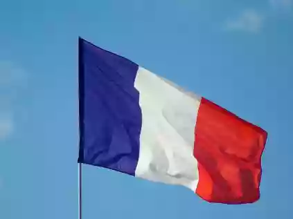 Conheça a história e o significado da Bandeira da França