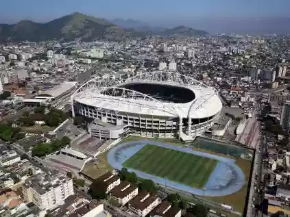 Conheça o Estádio Nilton Santos, no Rio de Janeiro