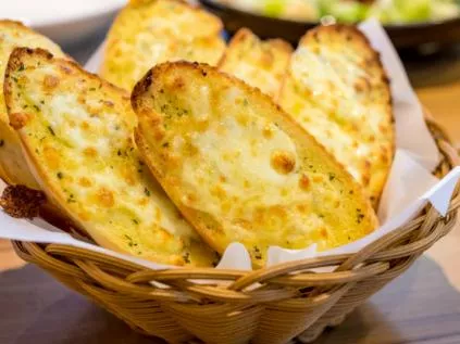 Mãos na Massa: O Segredo do Pão na Chapa Perfeito