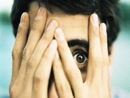 Síndrome de Estocolmo: O que está por trás do vínculo que nasce da dor?