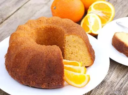 Receita de Bolo de Laranja Fofinho e Molhadinho